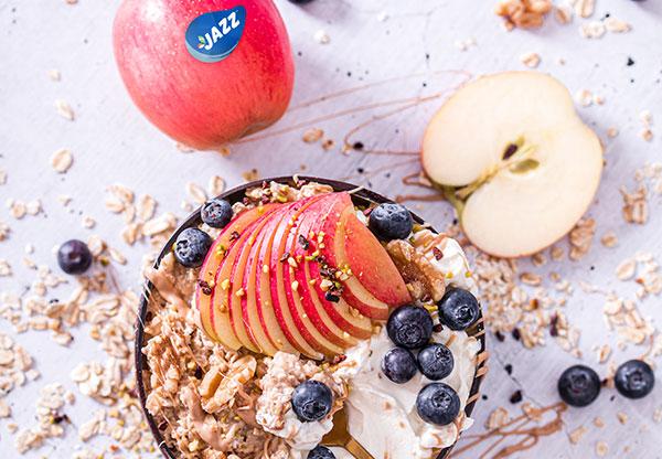 Overnight Oats with JAZZ™ Apples and Cinnamon - JAZZ Apple EU
