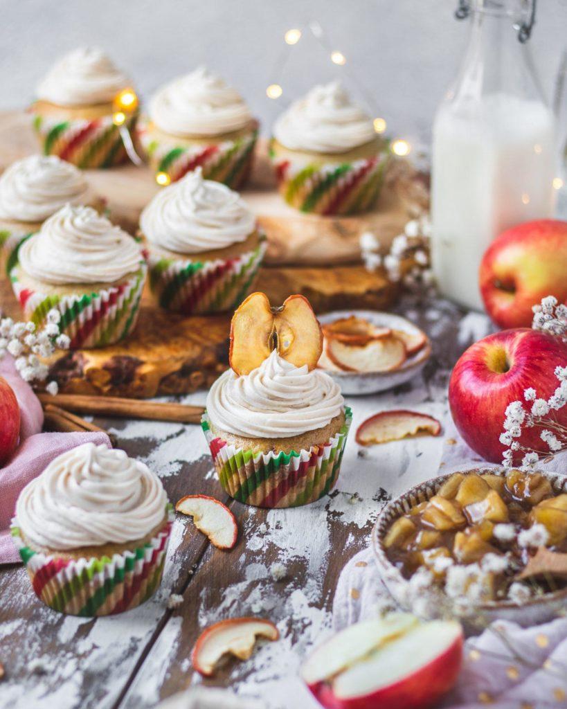 JAZZ™ Apple Pie Cupcakes with Cinnamon Cream Cheese Frosting JAZZ