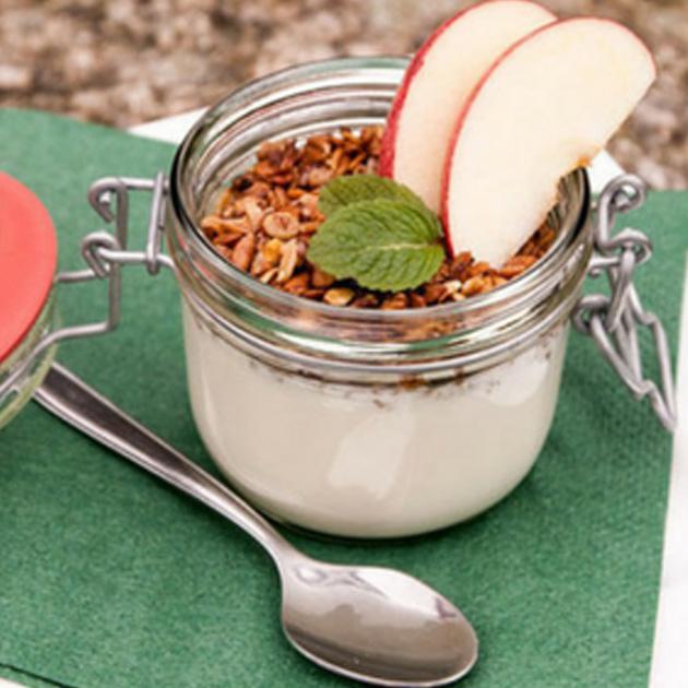 Healthy Yogurt Breakfast With Jazz Apples - Jazz Apples Recipes